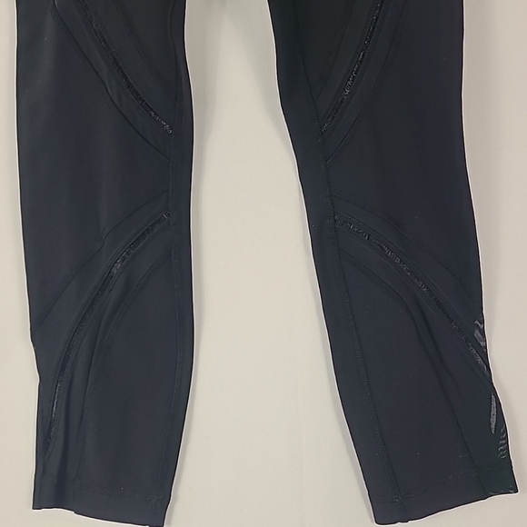 Lululemon Women's High Times Black Pant Leggings Size 4, Inseam 23" EUC - Picture 3 of 7